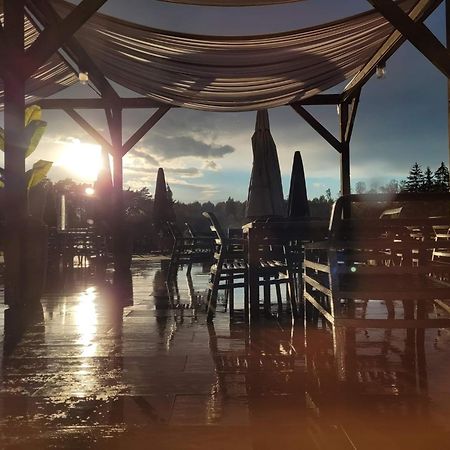 Kasor Resort & Spa Strykow Bagian luar foto