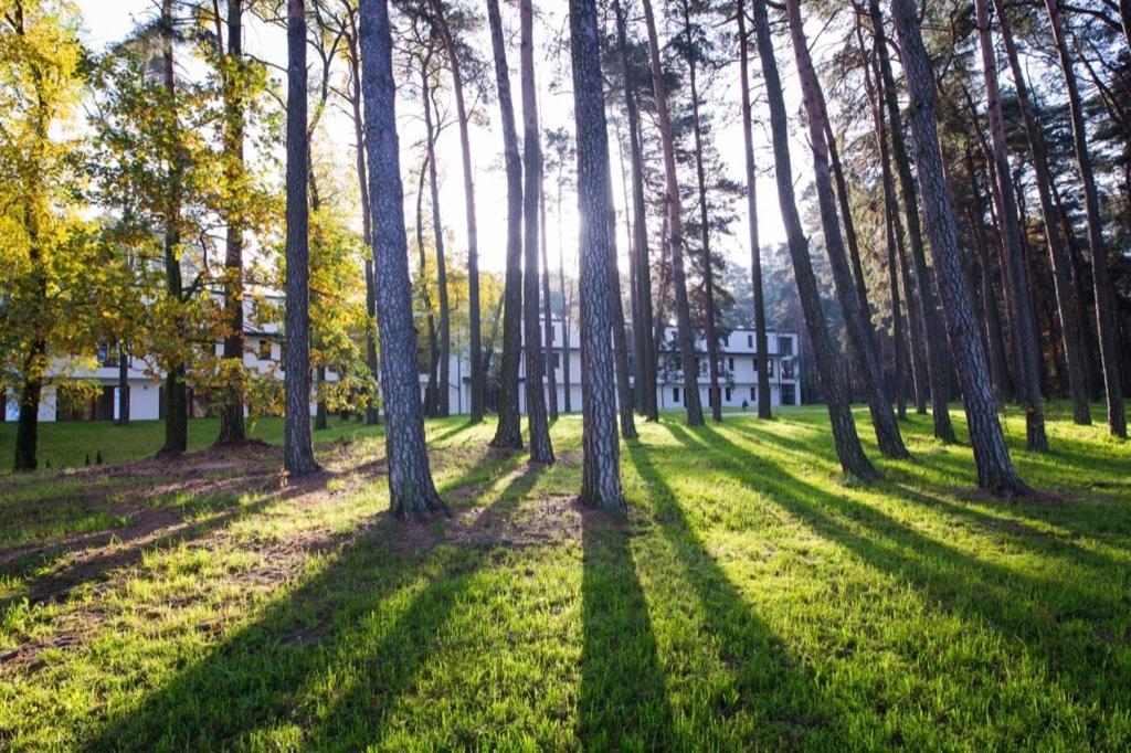 Kasor Resort & Spa Strykow Bagian luar foto